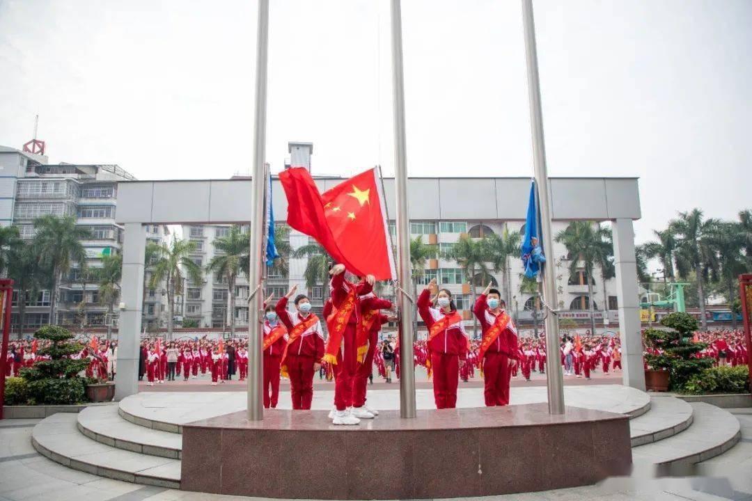 我国越来越多的佛寺都开始上涨门票钱，为啥福建广东三座古刹依旧免费？游戏画面